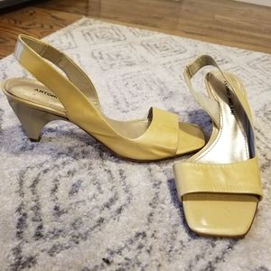 Nude Antionio Melani Heels